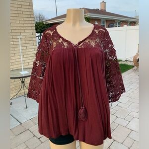 Altar D’state Burgundy Lace top size S